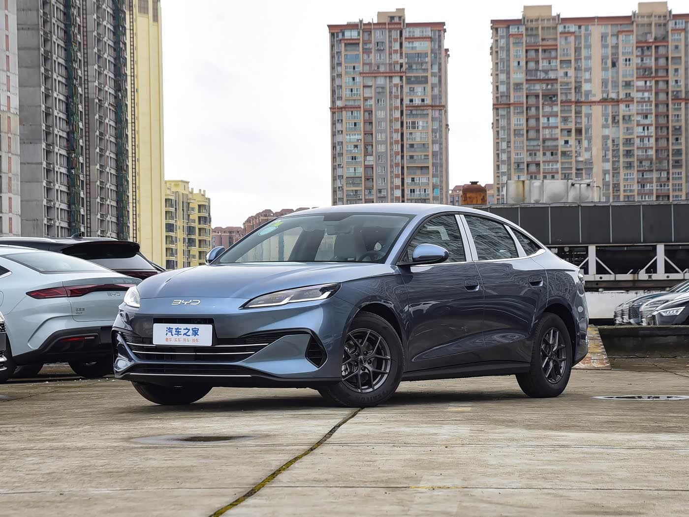 BYD Seal 06 DM-i Premium Edition 128KM Smart Enjoyment Model