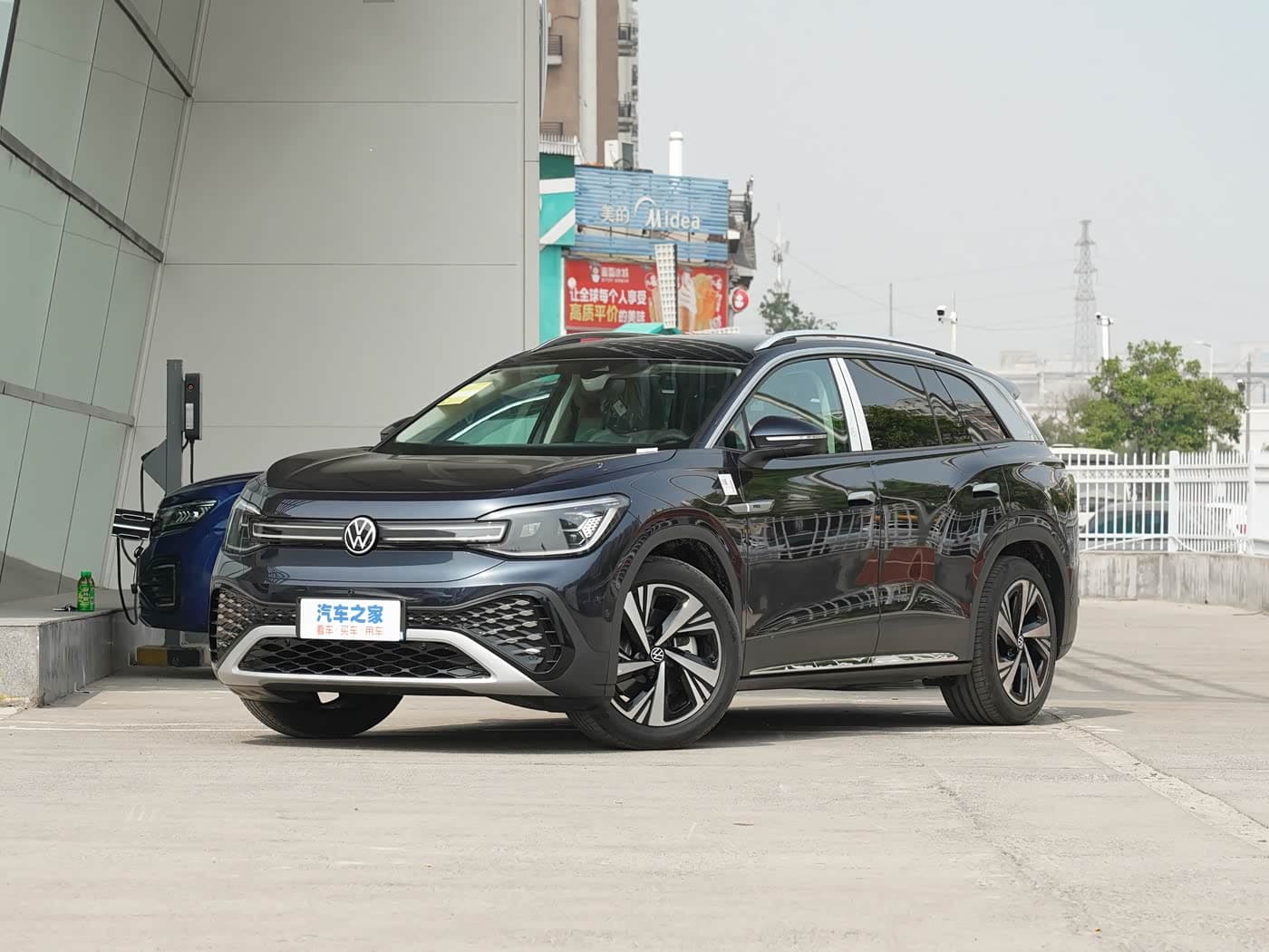 Volkswagen ID.6 CROZZ PRO (Sunroof)